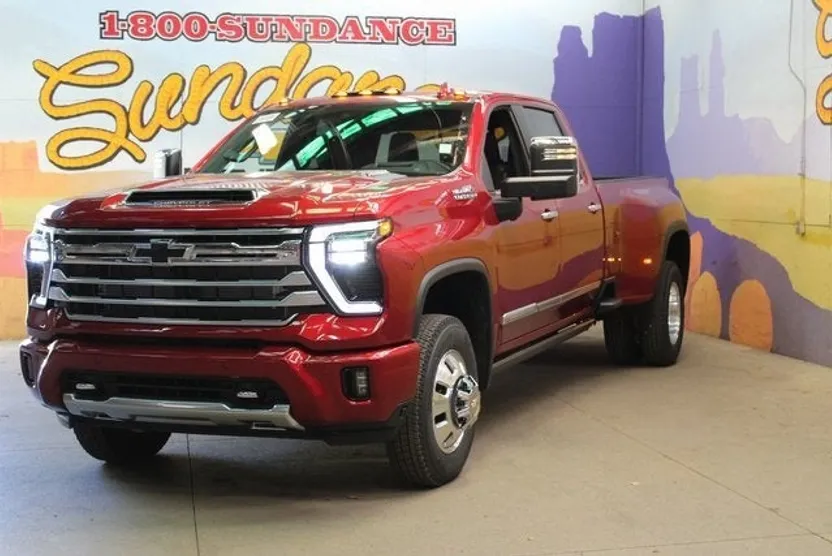 2026 Chevrolet Silverado 3500HD High Country photo 1