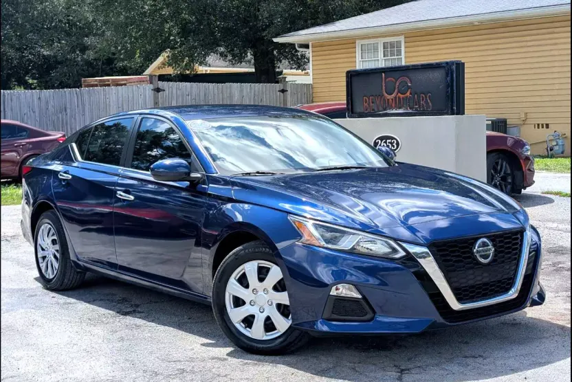 2020 Nissan Altima 2.5 S photo 1