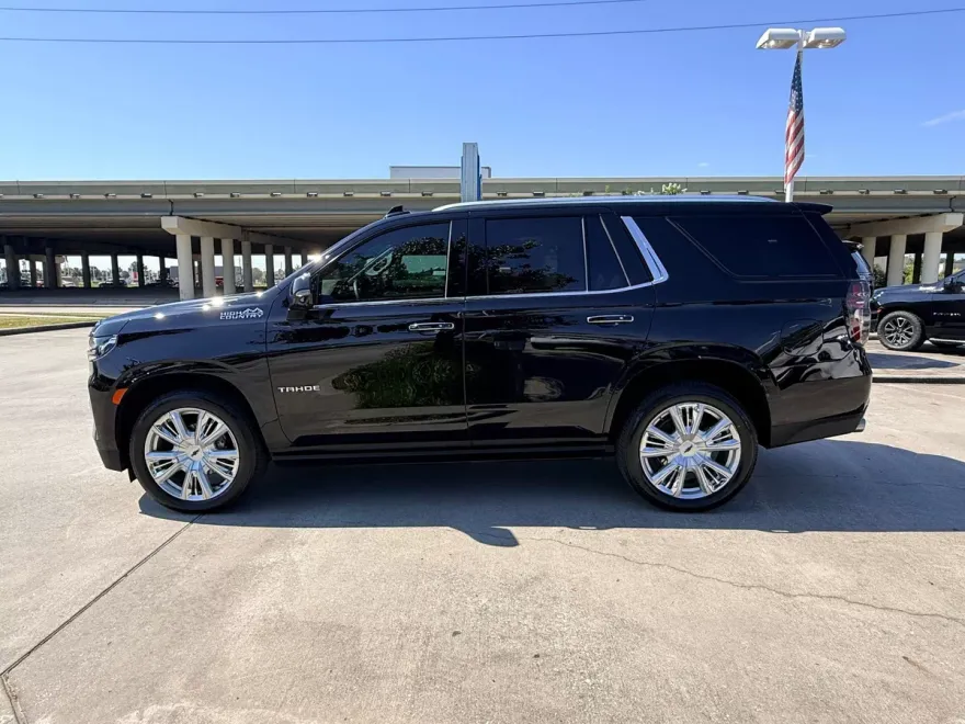 2023 Chevrolet Tahoe High Country photo 1