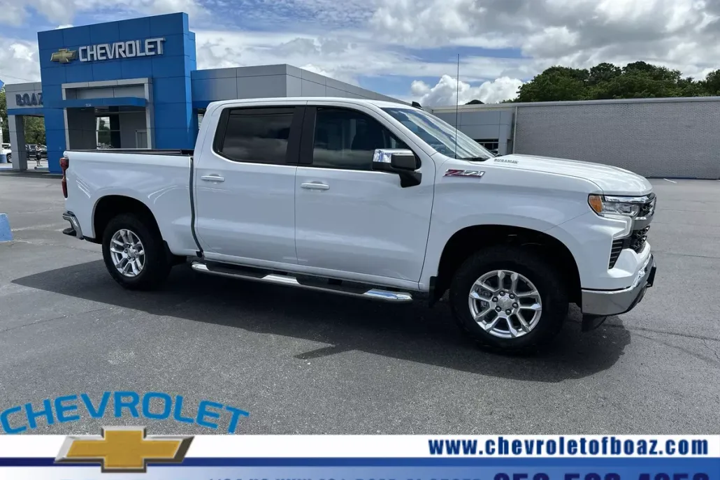 2025 Chevrolet Silverado 1500 LT photo 1