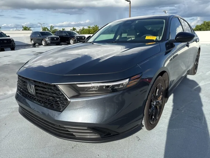 2025 Honda Accord SE photo 1