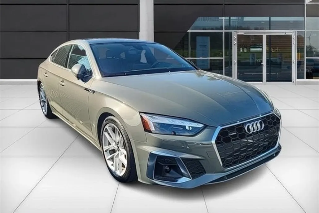 2023 Audi A5 S line Quattro Premium Plus photo 1