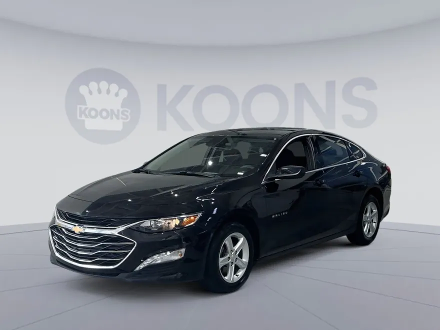 2024 Chevrolet Malibu 1LT photo 1
