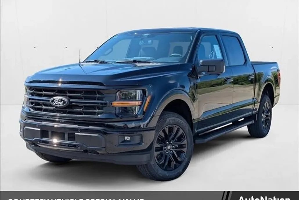 2025 Ford F-150 XLT photo 1