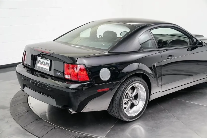 2001 Ford Mustang GT Bullitt photo 1