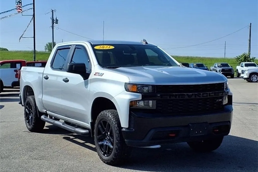 2021 Chevrolet Silverado 1500 Custom Trail Boss photo 1