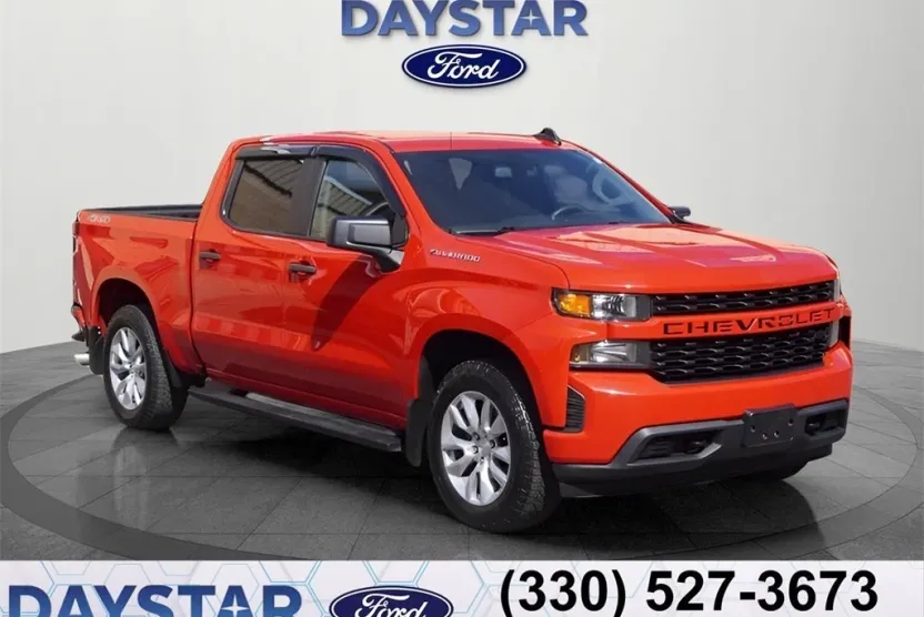 2019 Chevrolet Silverado 1500 Custom photo 1