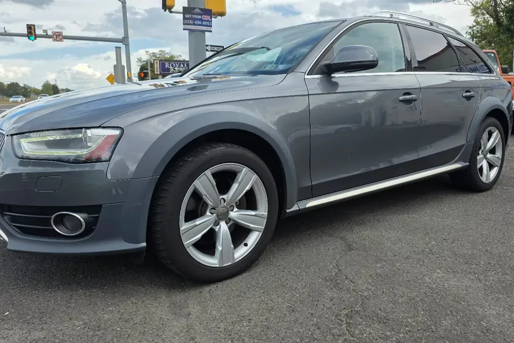 2015 Audi A4 Allroad Quattro Premium photo 1