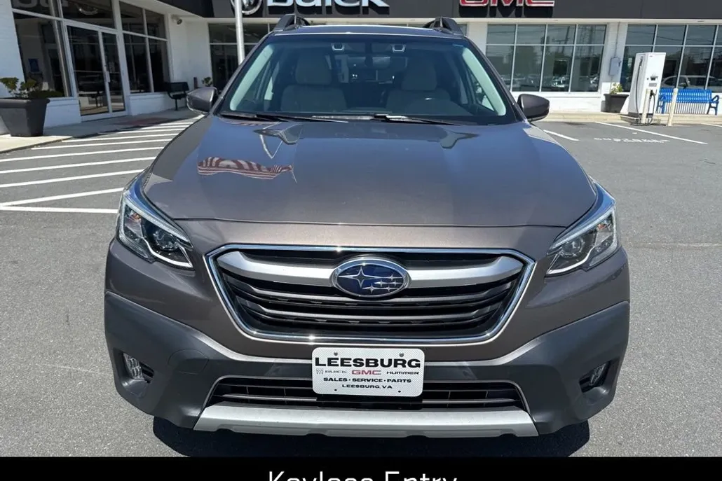 2021 Subaru Outback Limited photo 1