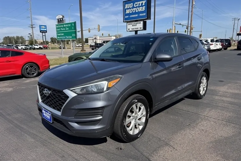 2019 Hyundai Tucson SE photo 1