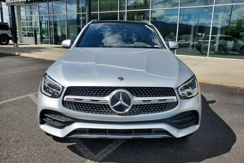 2020 Mercedes Benz GLC 300 photo 1