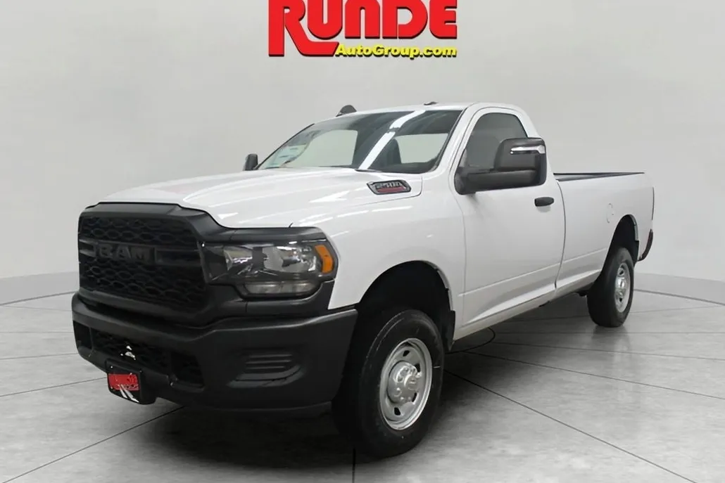 2023 Ram 2500 Tradesman photo 1