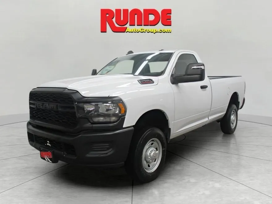 2023 Ram 2500 Tradesman photo 1