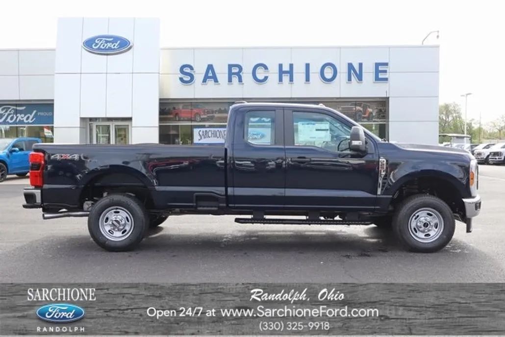 2025 Ford F-250 XL photo 1