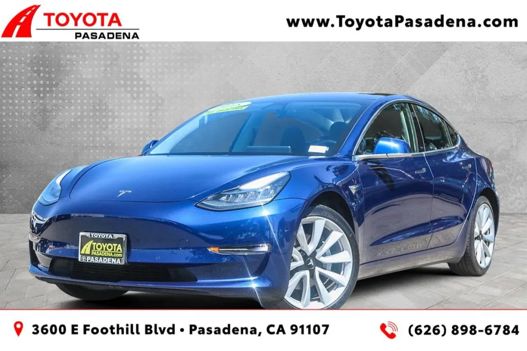 2018 Tesla Model 3 Long Range photo 1