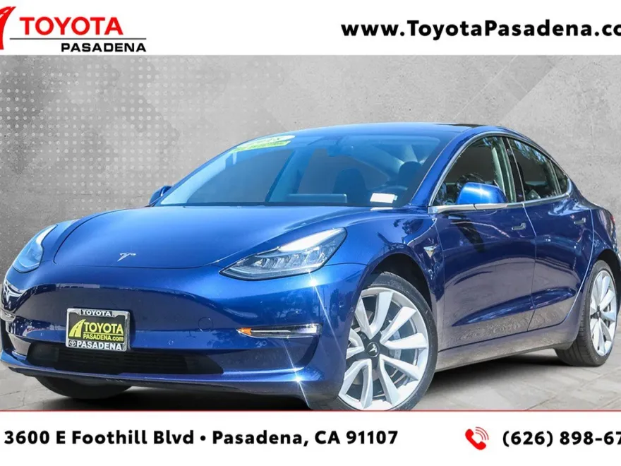 2018 Tesla Model 3 Long Range photo 1