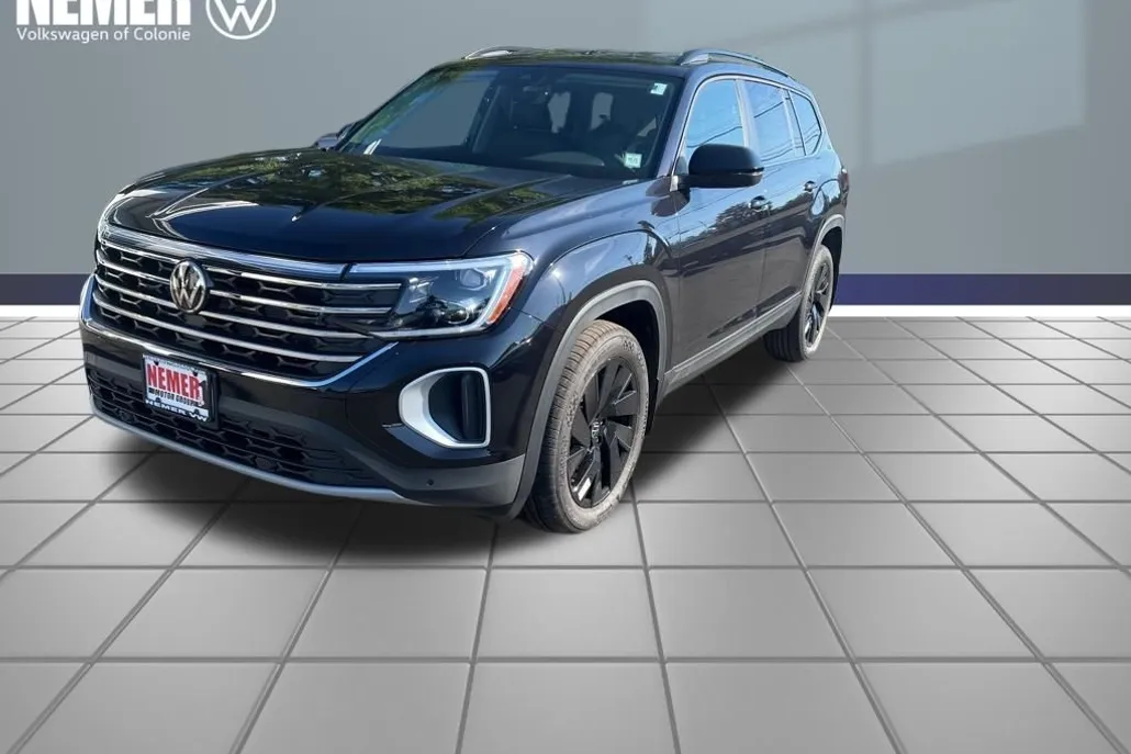 2026 Volkswagen Atlas SE Technology photo 1