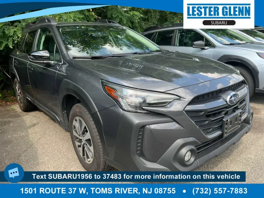 2023 Subaru Outback Premium photo 1