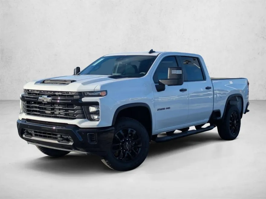 2026 Chevrolet Silverado 2500HD Custom photo 1