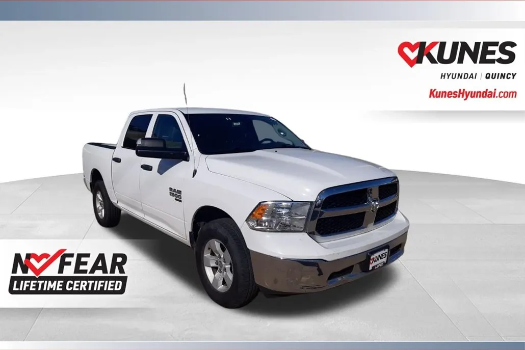 2023 Ram 1500 Classic SLT photo 1