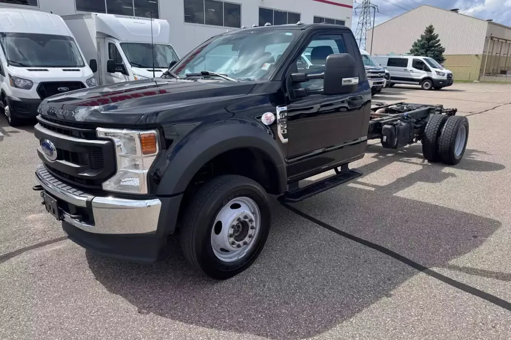 2022 Ford F-550 XL photo 1