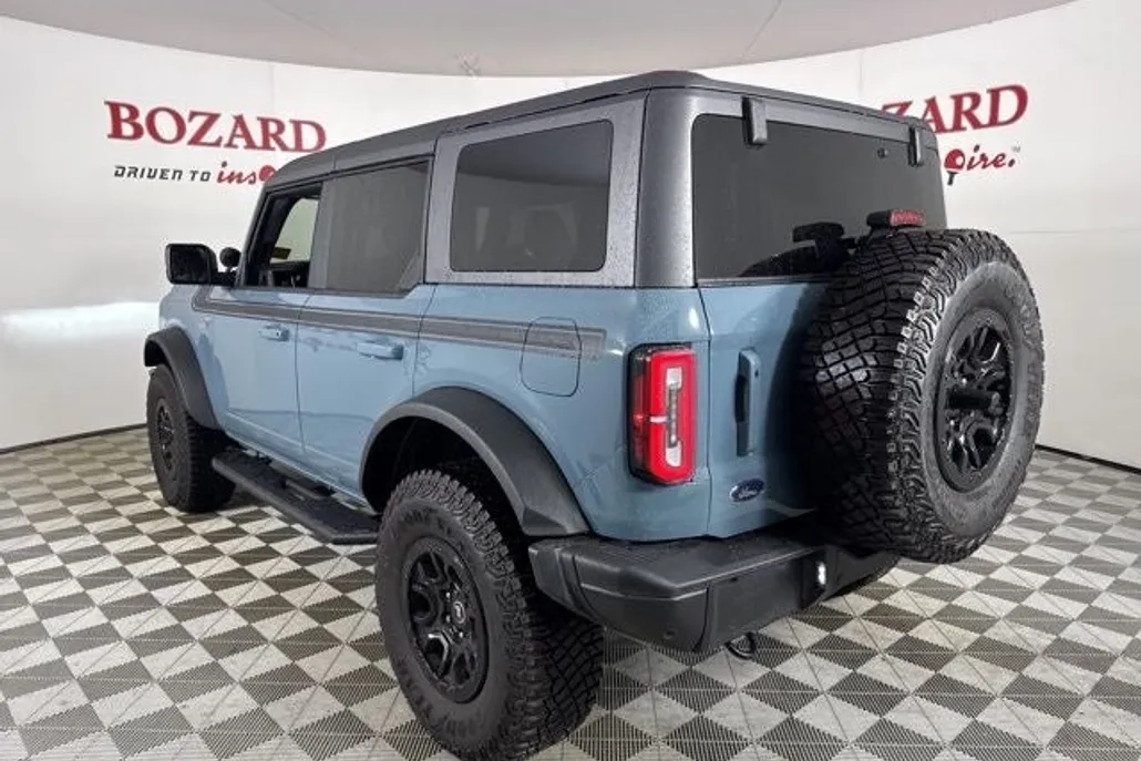 2021 Ford Bronco First Edition photo 1