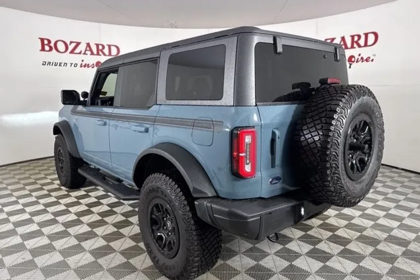 2021 Ford Bronco First Edition photo 1