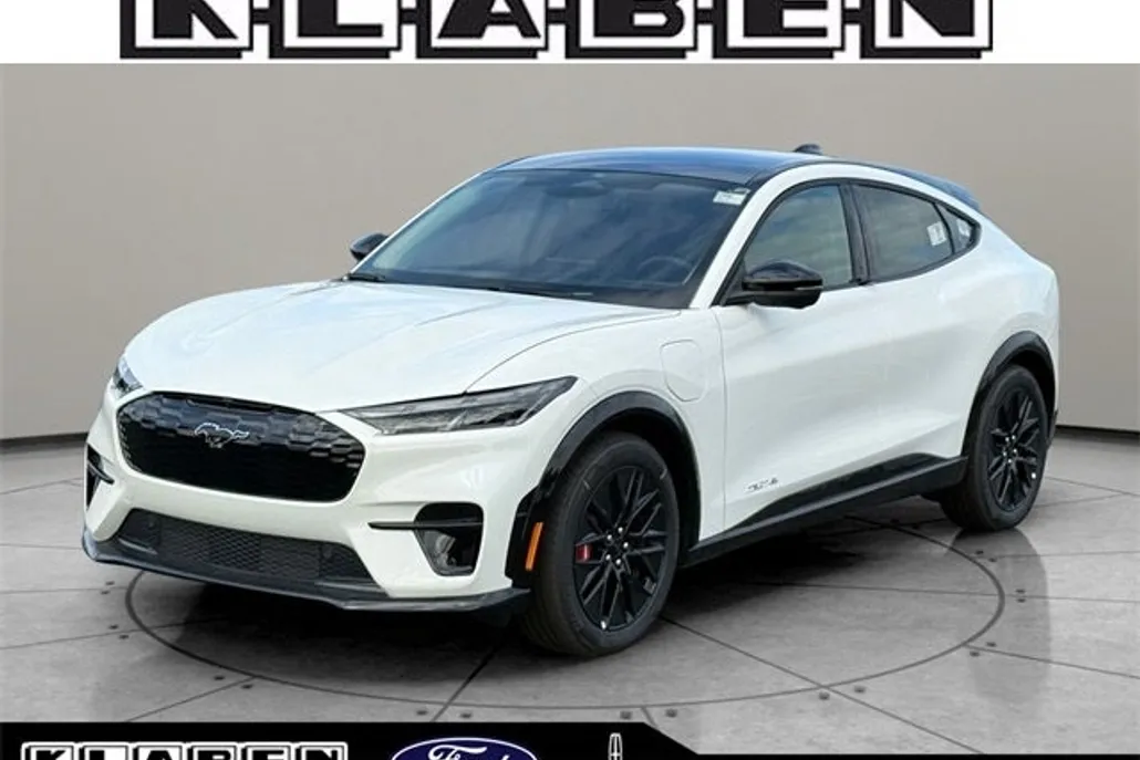 2025 Ford Mustang Mach-E Premium photo 1