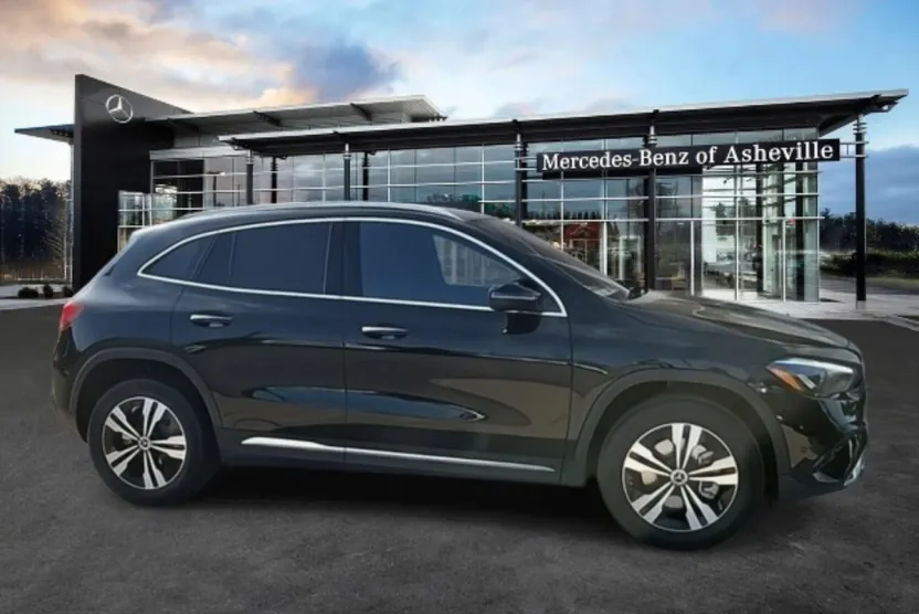 2025 Mercedes Benz GLA 250 4MATIC photo 1