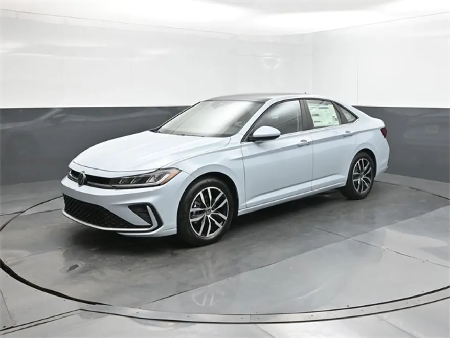 2025 Volkswagen Jetta 1.5T SE photo 1