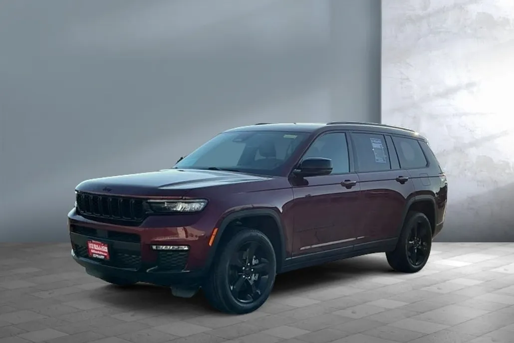 2024 Jeep Grand Cherokee Limited photo 1
