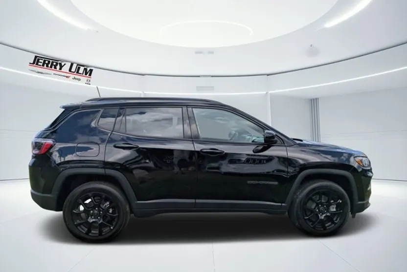 2026 Jeep Compass Latitude Altitude photo 1