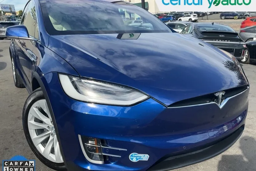 2020 Tesla Model X Long Range photo 1