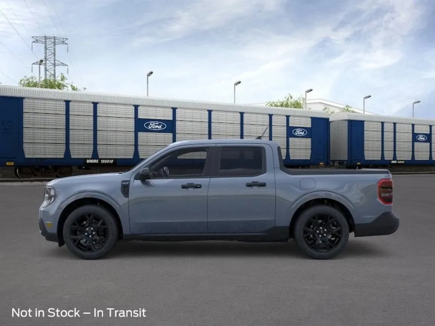 2025 Ford Maverick XLT photo 1