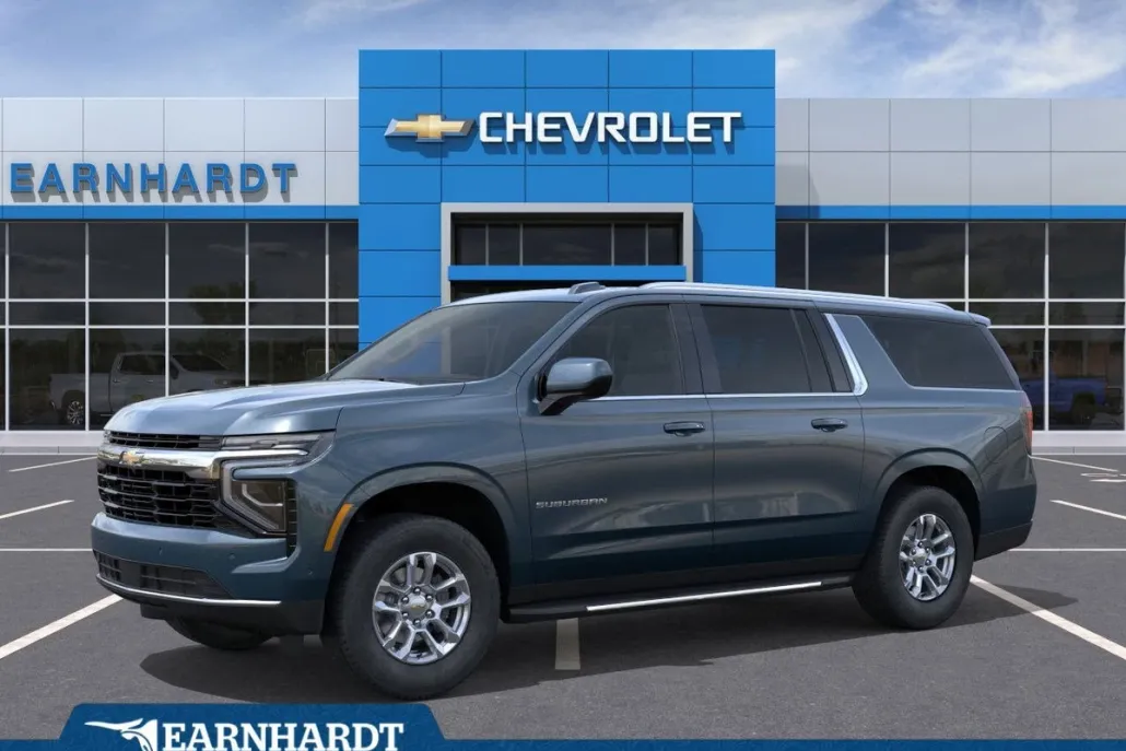 2025 Chevrolet Suburban LS photo 1