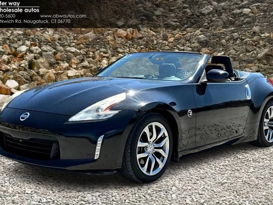 2013 Nissan 370Z Base photo 1