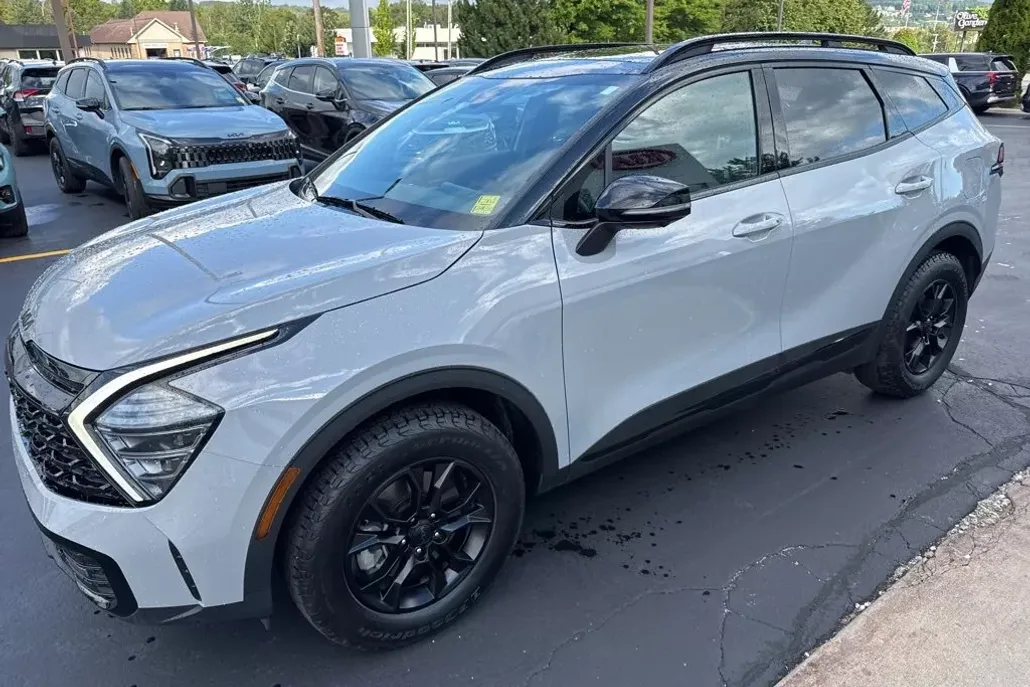 2025 Kia Sorento Hybrid EX photo 1