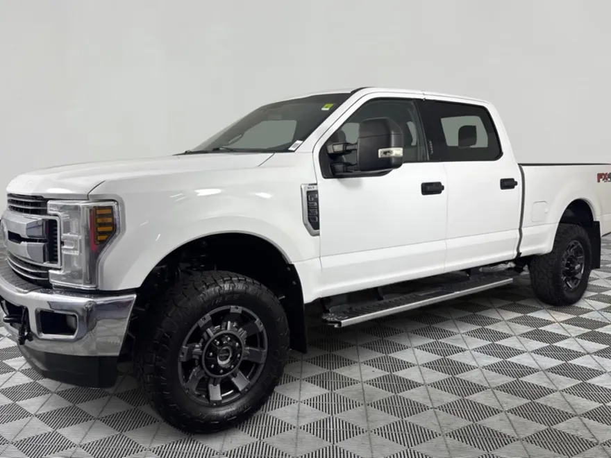 2019 Ford F-250 XLT photo 1