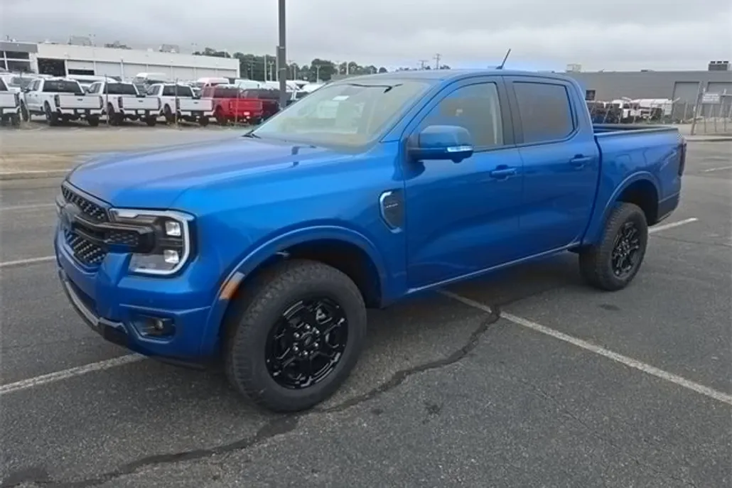 2025 Ford Ranger Lariat photo 1