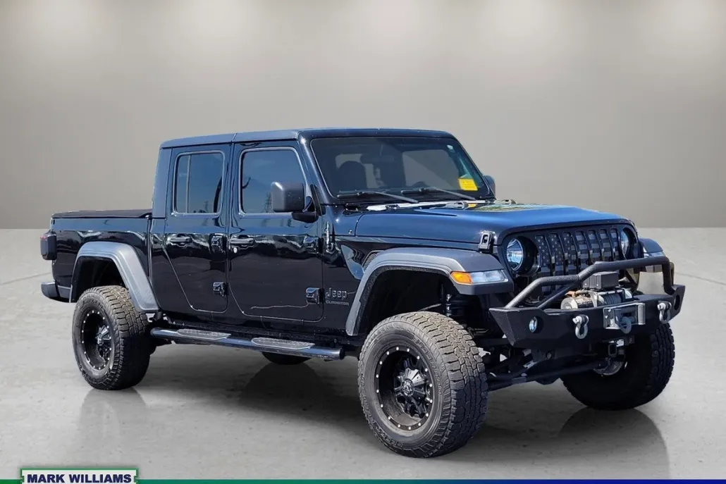 2020 Jeep Gladiator Sport photo 1