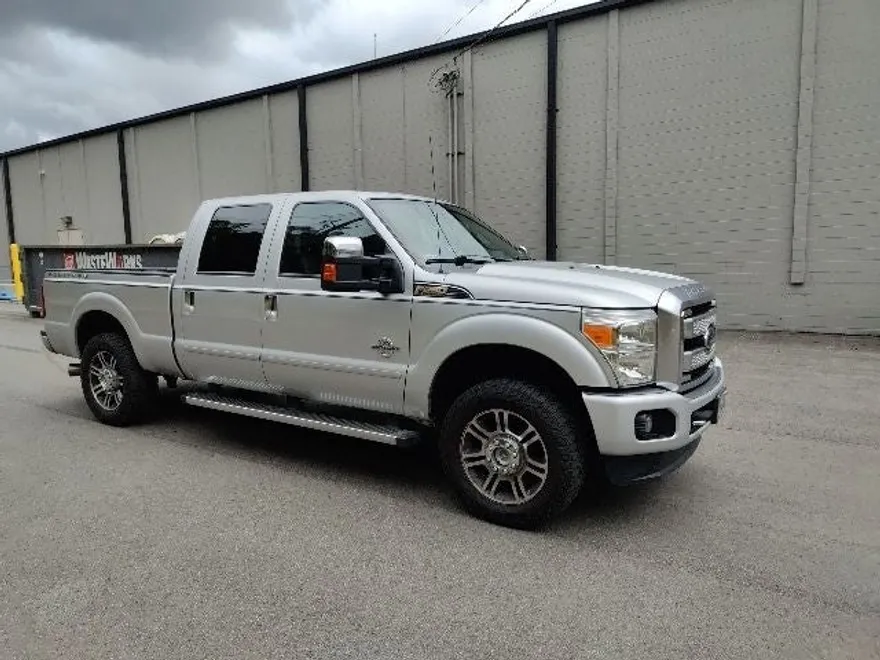 2015 Ford F-250 Platinum photo 1