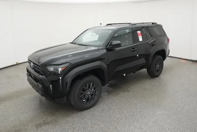 2025 Toyota 4Runner SR5 photo 1