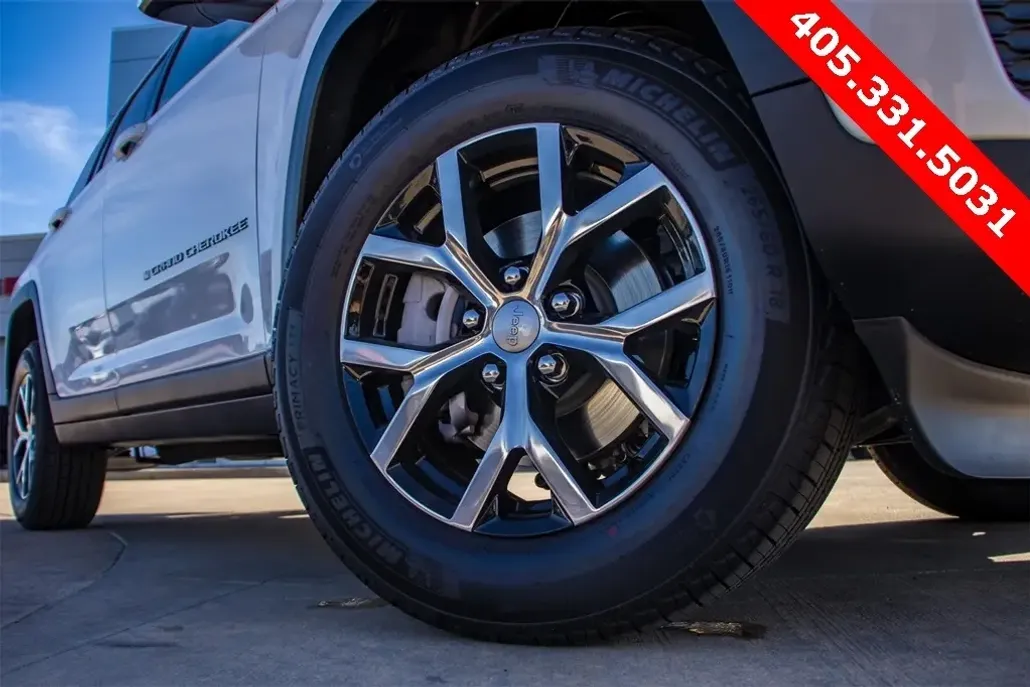 2025 Jeep Grand Cherokee Limited photo 1