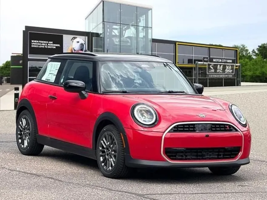2025 Mini Cooper S Hardtop 2 Door Iconic photo 1