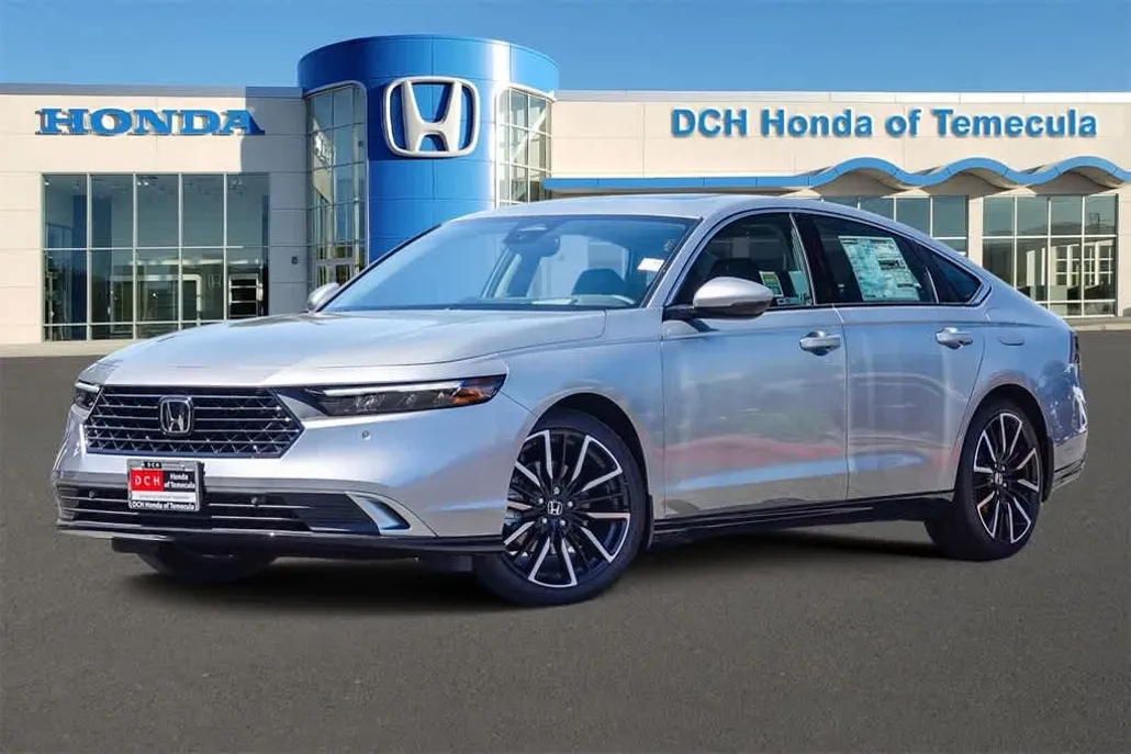 2024 Honda Accord Touring photo 1