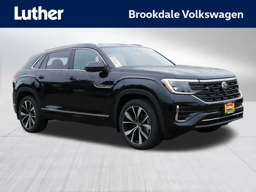 2026 Volkswagen Atlas Cross Sport SEL Premium R-Line photo 1