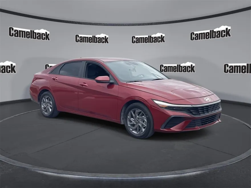 2024 Hyundai Elantra Hybrid Blue photo 1