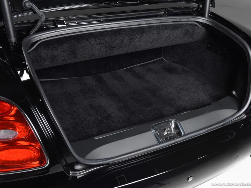 2010 Bentley Azure Base photo 21