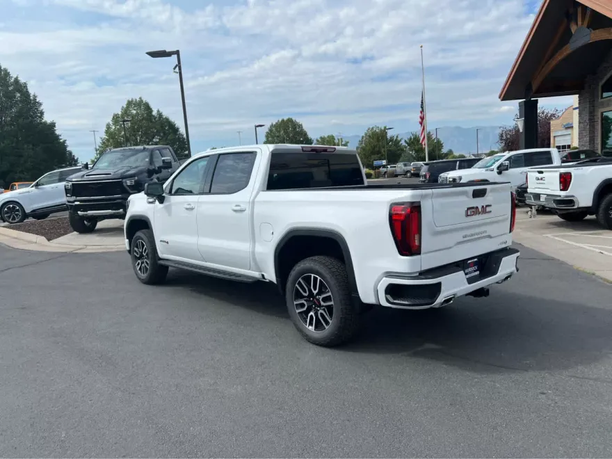 2026 Gmc Sierra 1500 AT4 photo 1