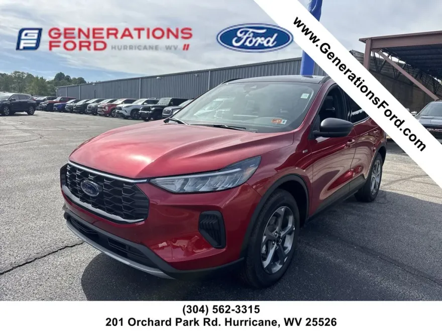 2025 Ford Escape ST-Line photo 1